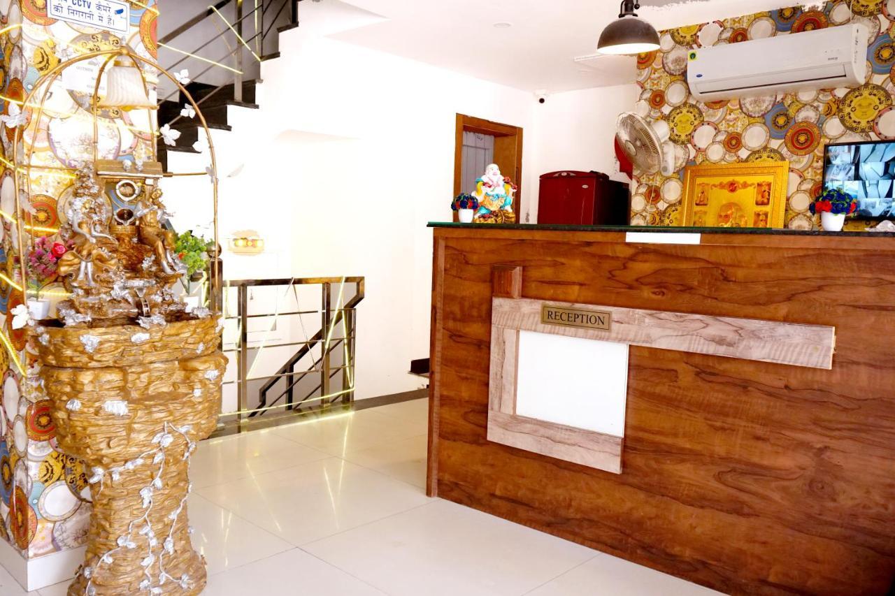 Hotel Almond Zirakpur المظهر الخارجي الصورة